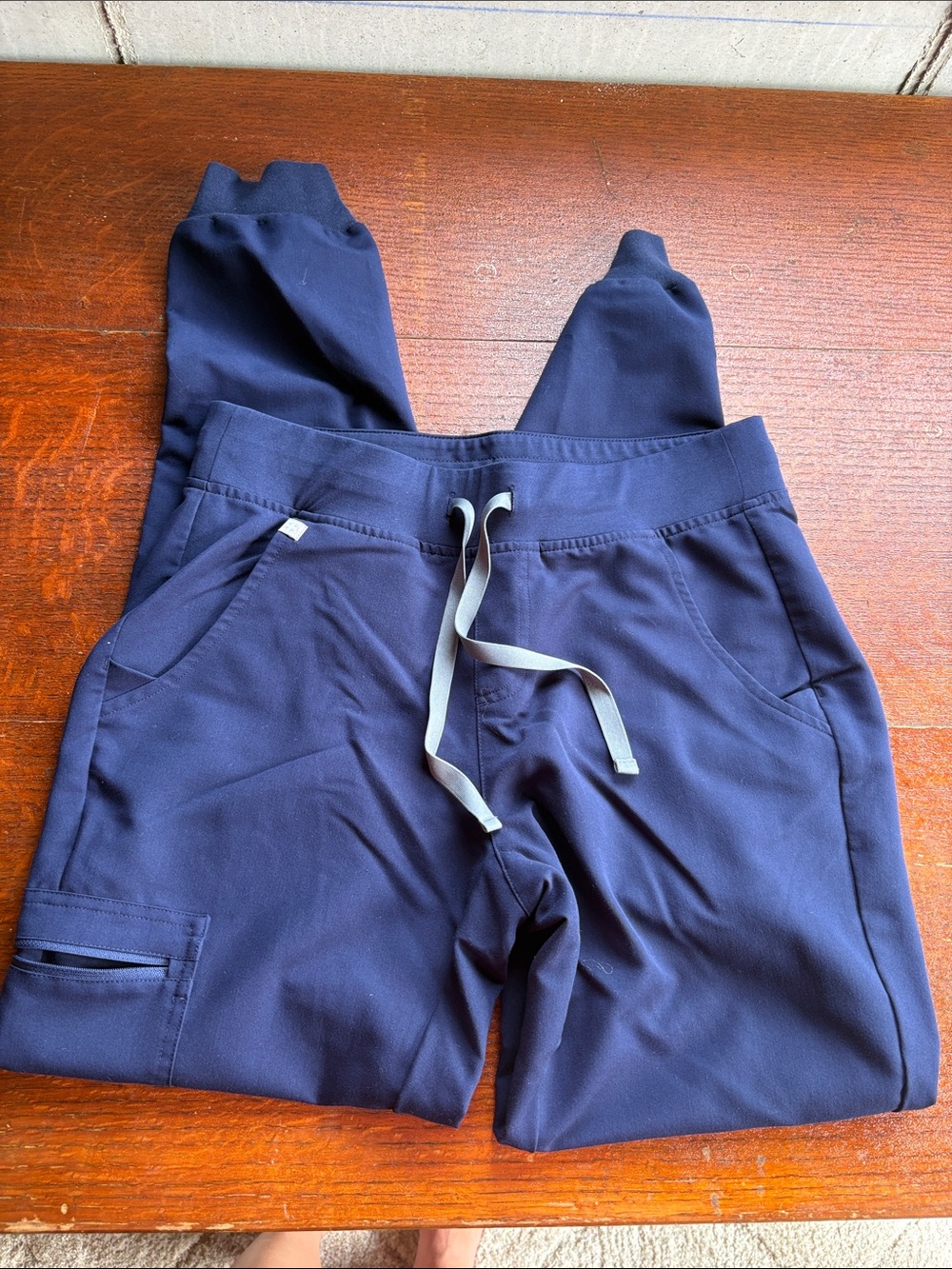 Figs Navy Women’s Drawstring Joggers with Zip Pocket